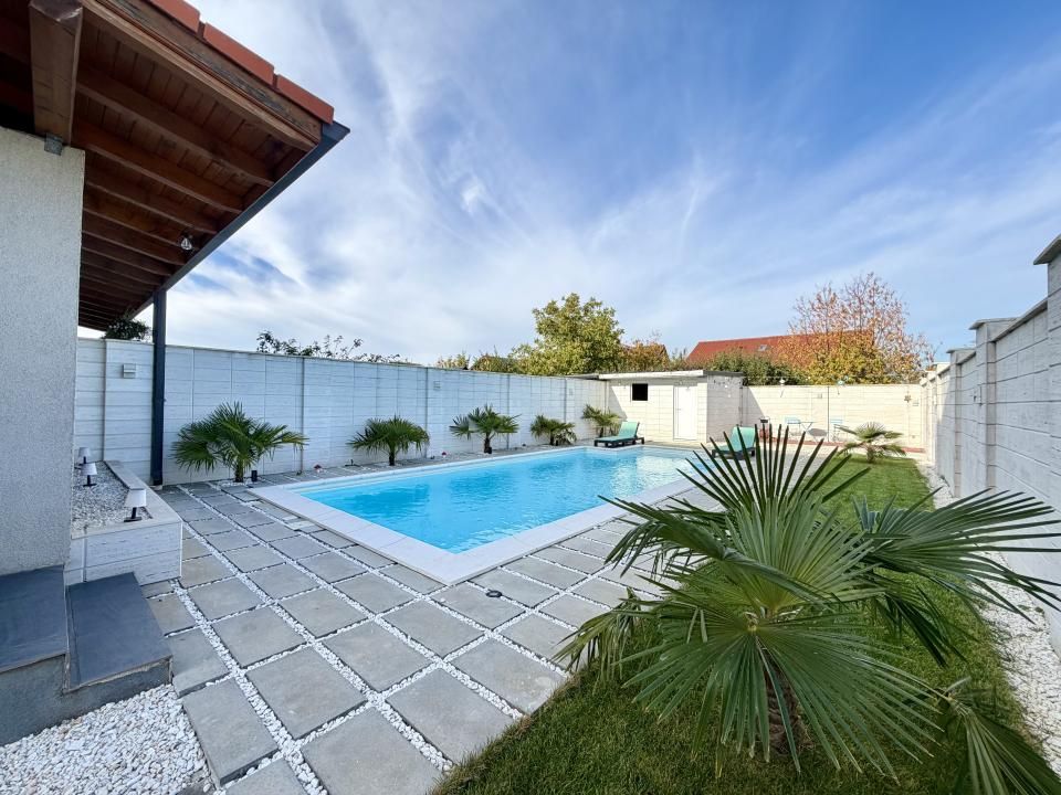 Duplex cu piscina si sala fitness, 4 camere, 113 mp utili - Dumbravita – fotografia 1 din 16