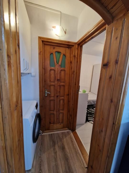 Apartament 3 camere de vânzare – Micro 6, Str. Moldovei – fotografia 8 din 9