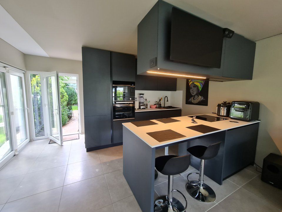Private Estate lângă București | Vilă, Piscină & Sport Court – fotografia 6 din 48