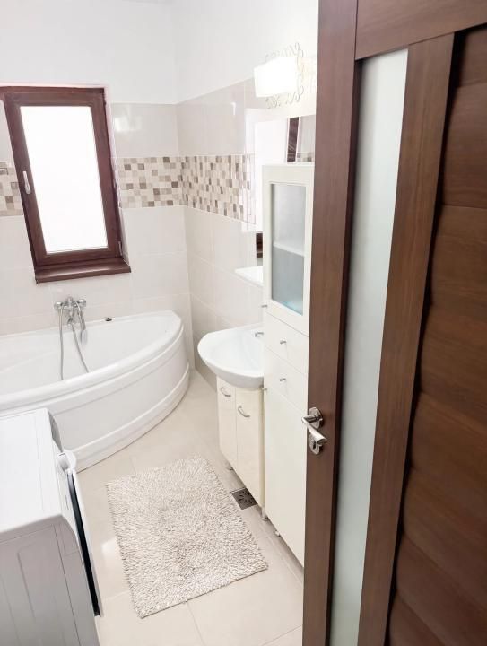 Apartament de inchiriat 2 camere Central Lift Piața Simian – fotografia 7 din 10