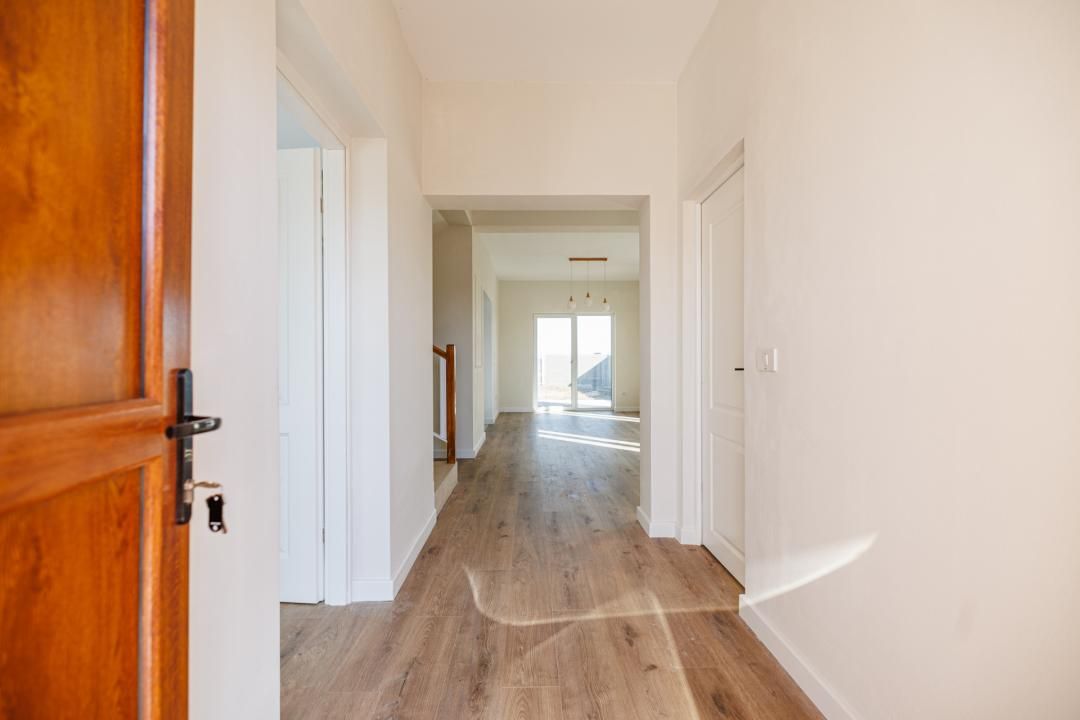 Duplex P+1E| Gata de Mutare| 5 cam, 3 bai | Teren 313 m Săcălaz| Comision 0 – fotografia 9 din 43
