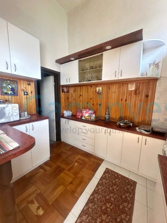 Apartament la casă ultracentral – fotografia 5 din 15