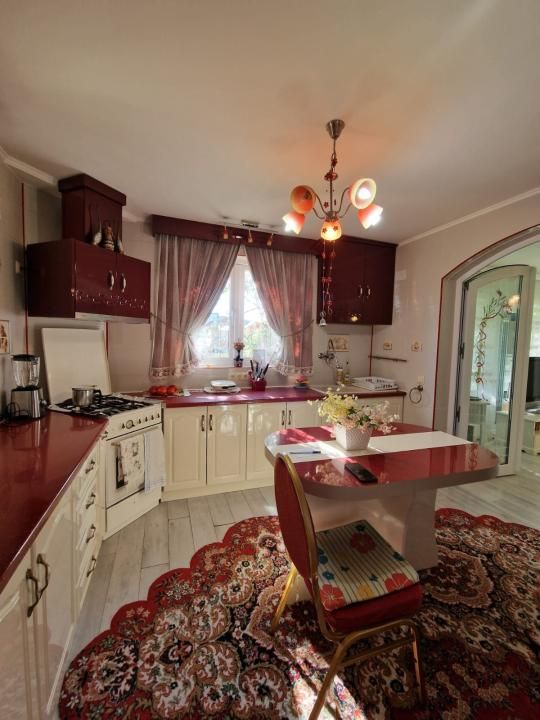 Casă de vânzare  225 mp ,Mărginenii de Sus , DB – fotografia 7 din 20
