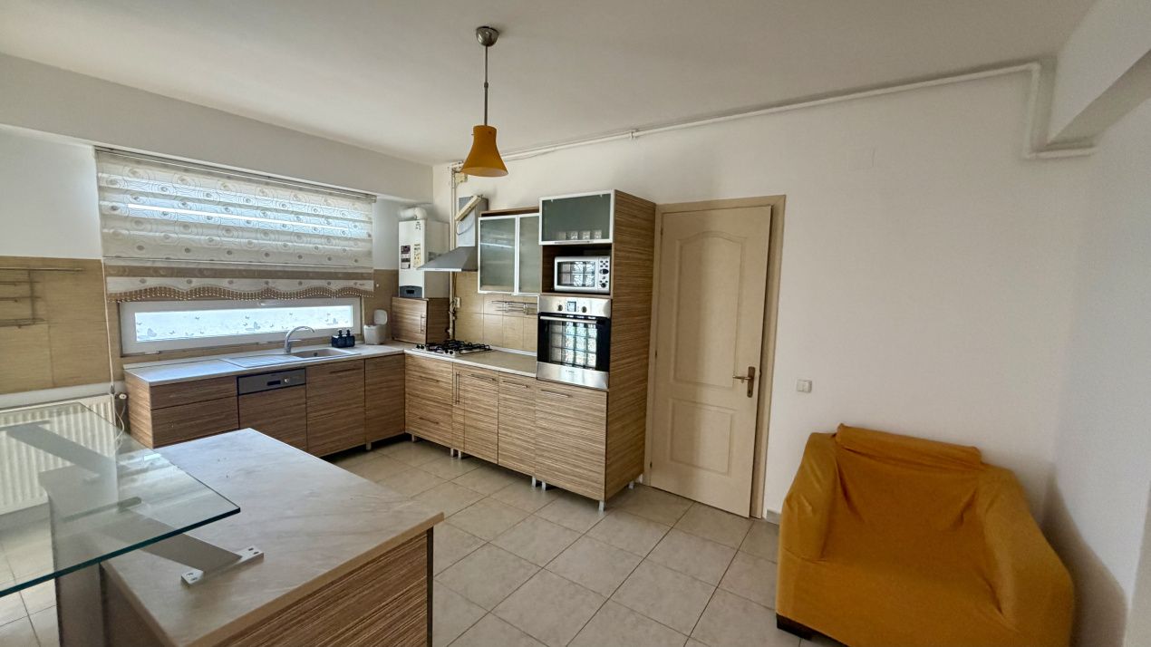 Apartament tip duplex  cu 4 camere Voluntari – fotografia 3 din 14