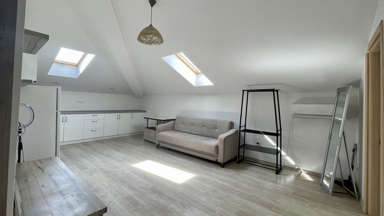 2 camere de închiriat | metrou 1 Decembrie | Loc de parcare inclus – fotografia 4 din 12