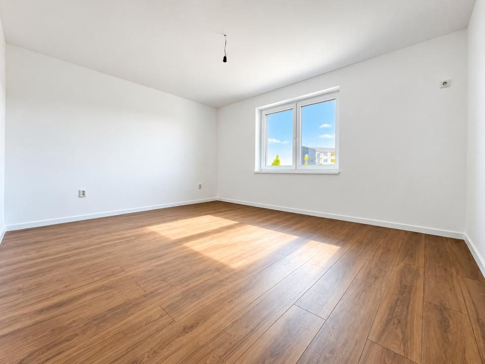 Apartament 1 camera, decomandat, 37 mp utili, Parter-Giroc – fotografia 1 din 5