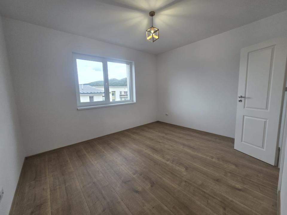 Apartament de închiriat, locuință / birou / spațiu comercial | Eroilor – fotografia 6 din 9