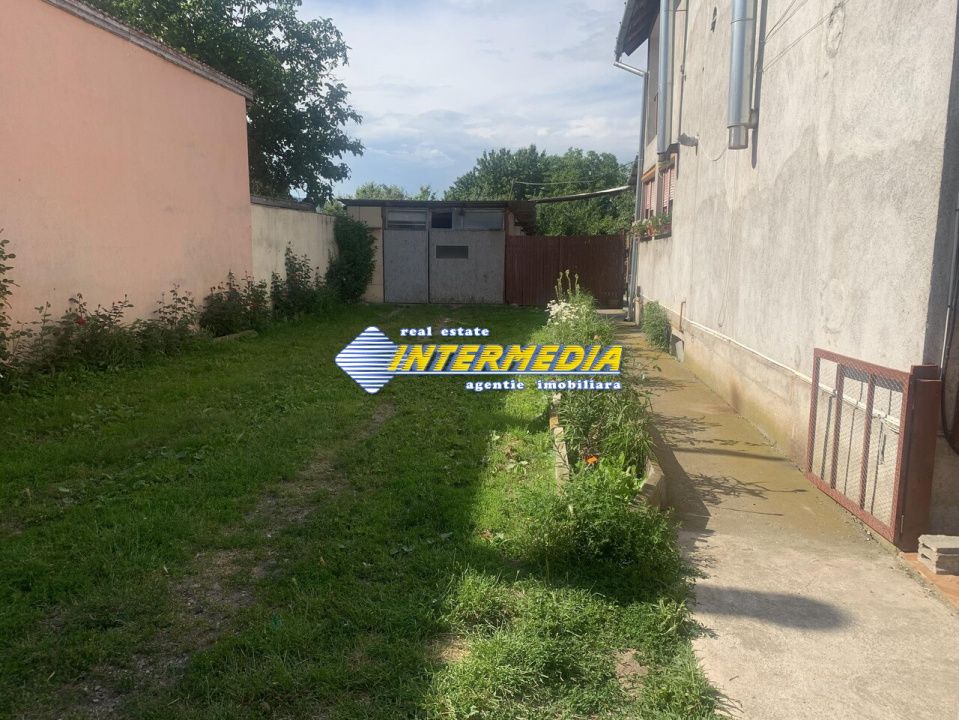 Casa de vanzare 5 camere teren aferent 1410 mp cu toate utilitatile zona Oarda – fotografia 26 din 33
