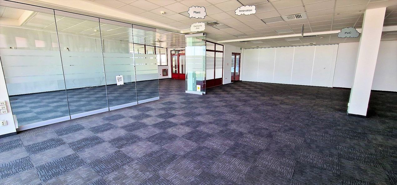 Spatiu de birouri cu panorama, Sigma Center – fotografia 4 din 13