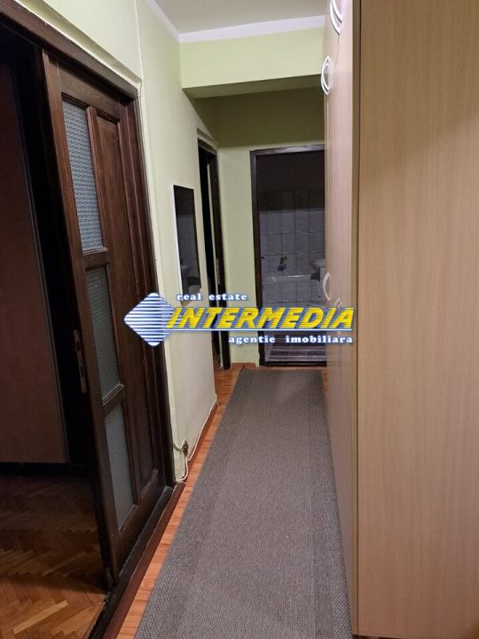 Apartament 3 camere decomandat de inchiriat Alba Iulia zona Centru – fotografia 7 din 8
