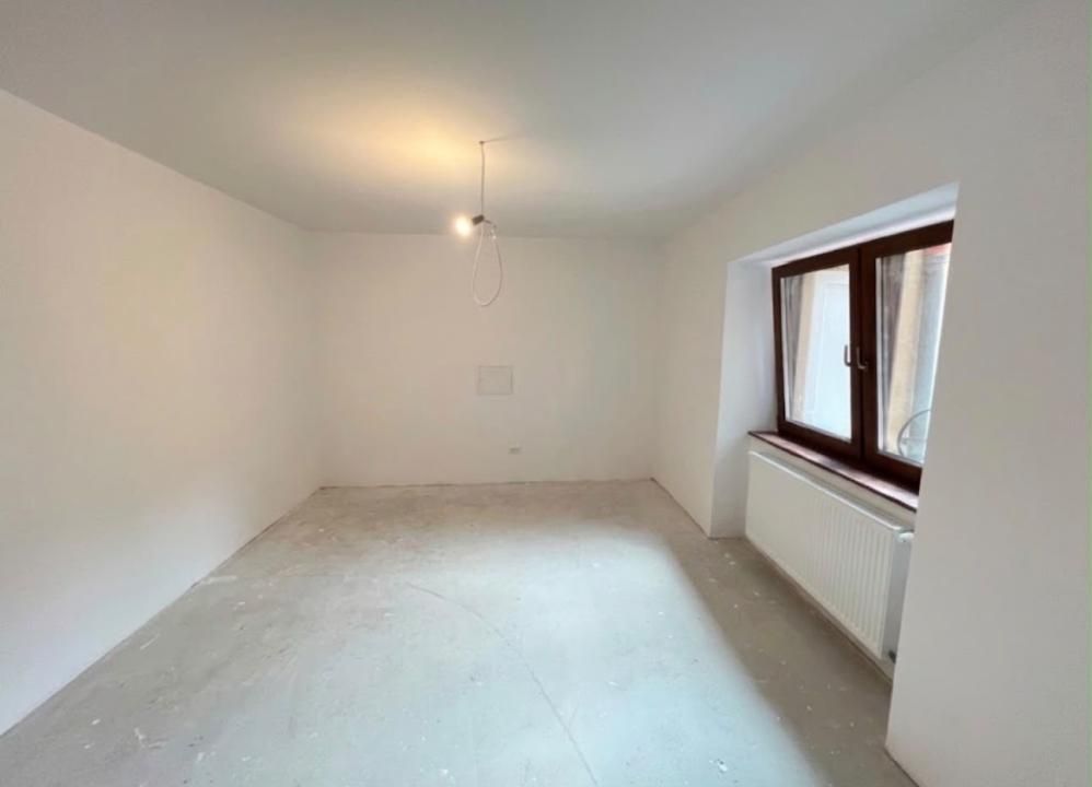 Apartament-2Camere-61mp-Renovat-Centru-Istoric – fotografia 3 din 11