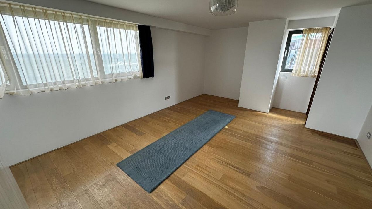 Apartament de vanzare Constanta zona Faleza Nord vedere frontala la Marea Neagra – fotografia 12 din 23