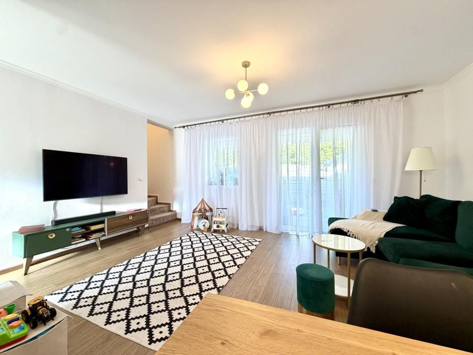 Triplex modern, 3 camere, 77 mp utili, mobilat/utilat - Sanandrei – fotografia 3 din 13