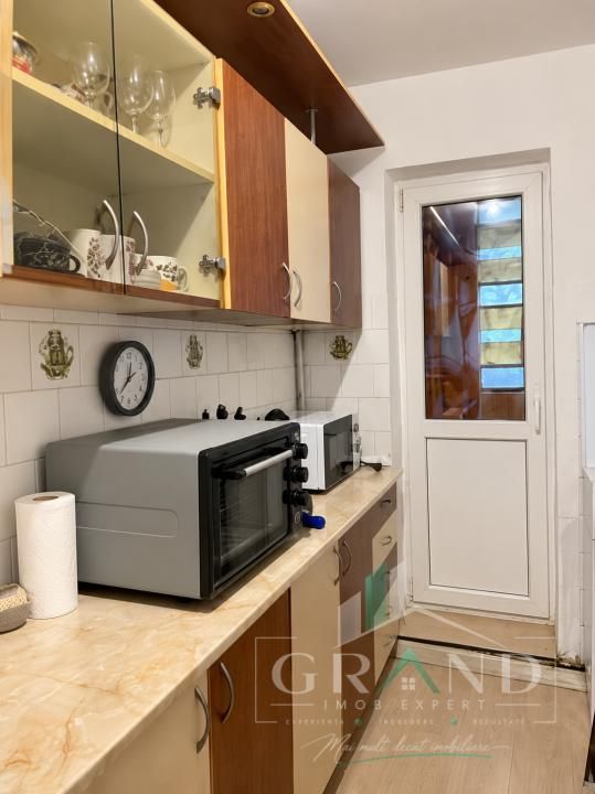 Apartament cu 2 camere decomandate și balcon închis | Mehedinți | Mănăștur – fotografia 4 din 13