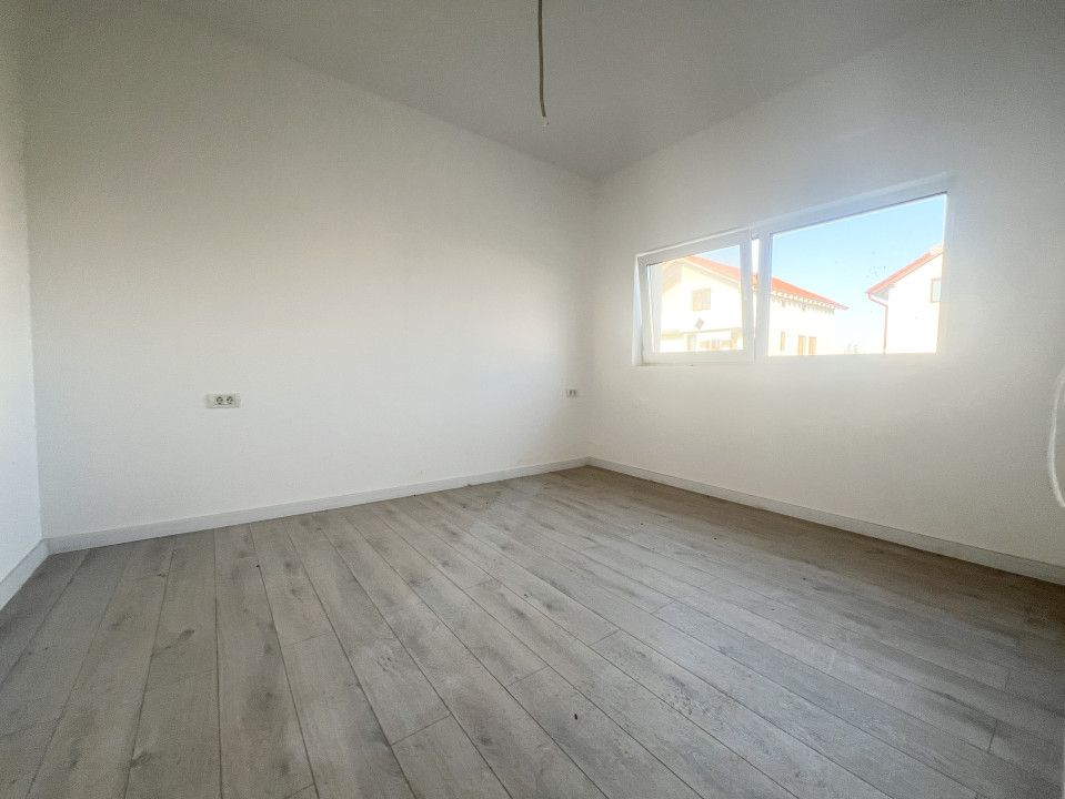 Duplex 5 camere, 107mp, 302mp teren, constructie noua - Giarmata – fotografia 8 din 17