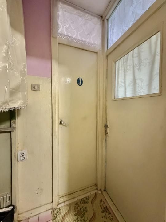 Apartament 2 camere, semidecomandat, etaj 3, zona Dambovita – fotografia 8 din 10