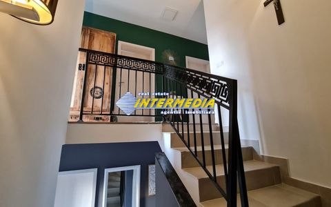 Casa individuala P+1 deosebita de vanzare in Alba Iulia zona Cetate