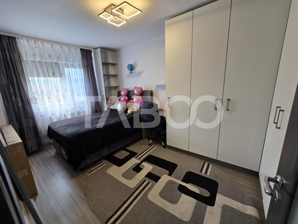 Apartament 3 camere mobilat 2 bai balcon pivnita Mihai Viteazul Sibiu – fotografia 4 din 18