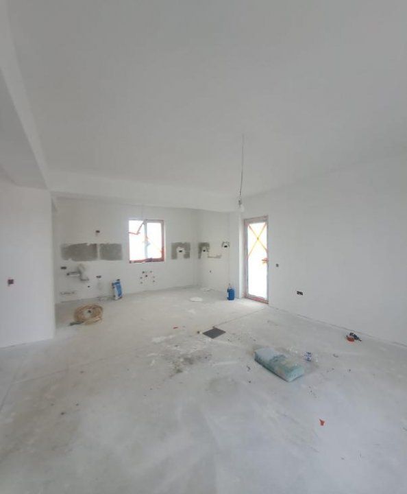 Casa spatioasa,bine compartimentata,ideala pentru familie! Varteju-Magurele – fotografia 11 din 15