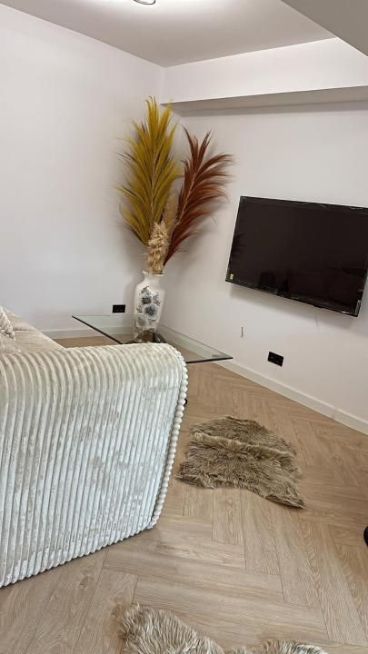 Studio de 2 camere de vânzare | Metrou Laminorului - Bucurestii Noi – fotografia 3 din 9