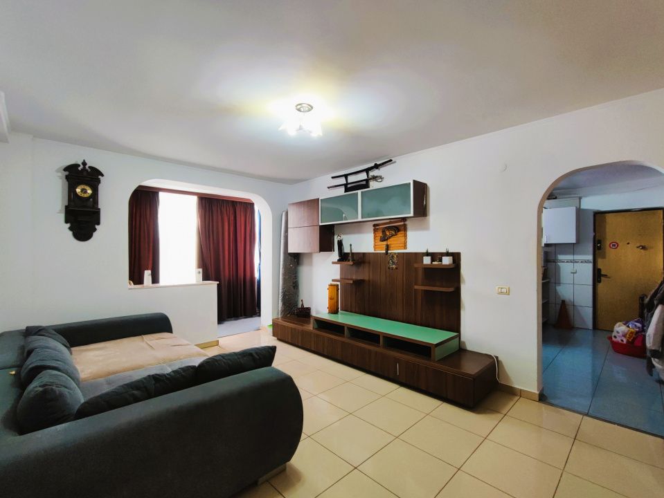 Apartament cu 3 camere de inchiriat in centru, bd. Ferdinand – fotografia 1 din 16