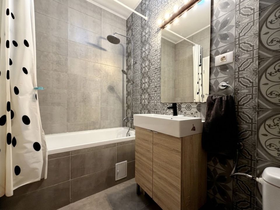 Apartament spațios cu 3 camere de vânzare in Mamaia Nord | 150m de plaja – fotografia 9 din 10