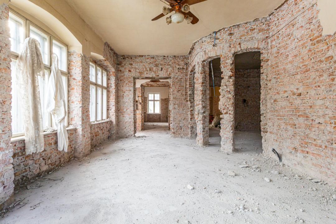 Proiect de restaurare lângă Cetatea Prejmer,  casă și teren de 5.458 mp – fotografia 28 din 35