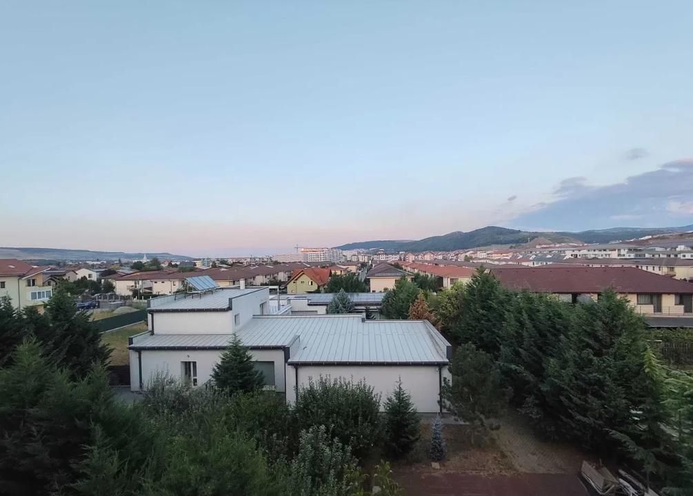 Apartament cu 4 camere, 112 mp + pod de 50 mp, 3 balcoane și 2 parcări – fotografia 5 din 5