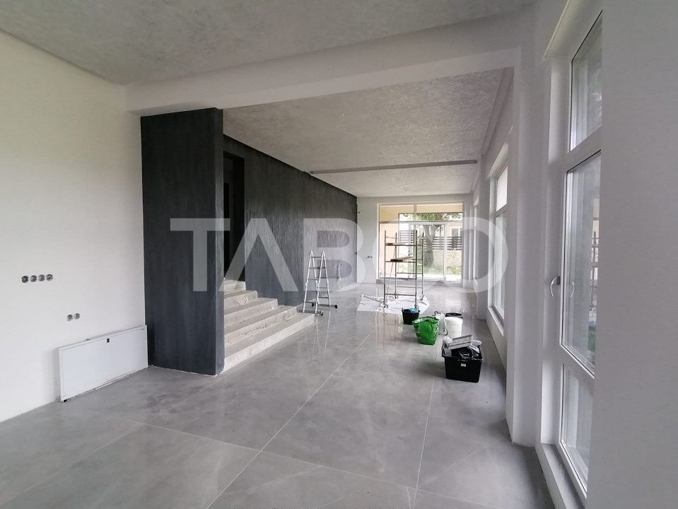Casa superba de inchiriat 5 camere cu teren si piscina Cisnadie – fotografia 9 din 23