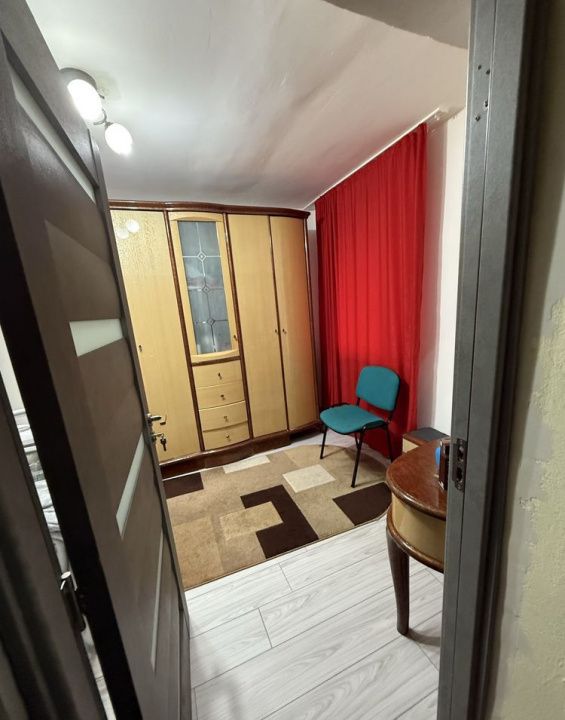 Apartament 5 Camere Scara Interioara 2 Bai 3 Balcoane CENTRU Ultracentral view – fotografia 5 din 8