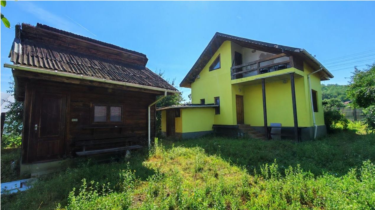 BUDESTI - CASA LA 15 MINUTE DE ORAS TEREN 1233 MP – fotografia 5 din 19