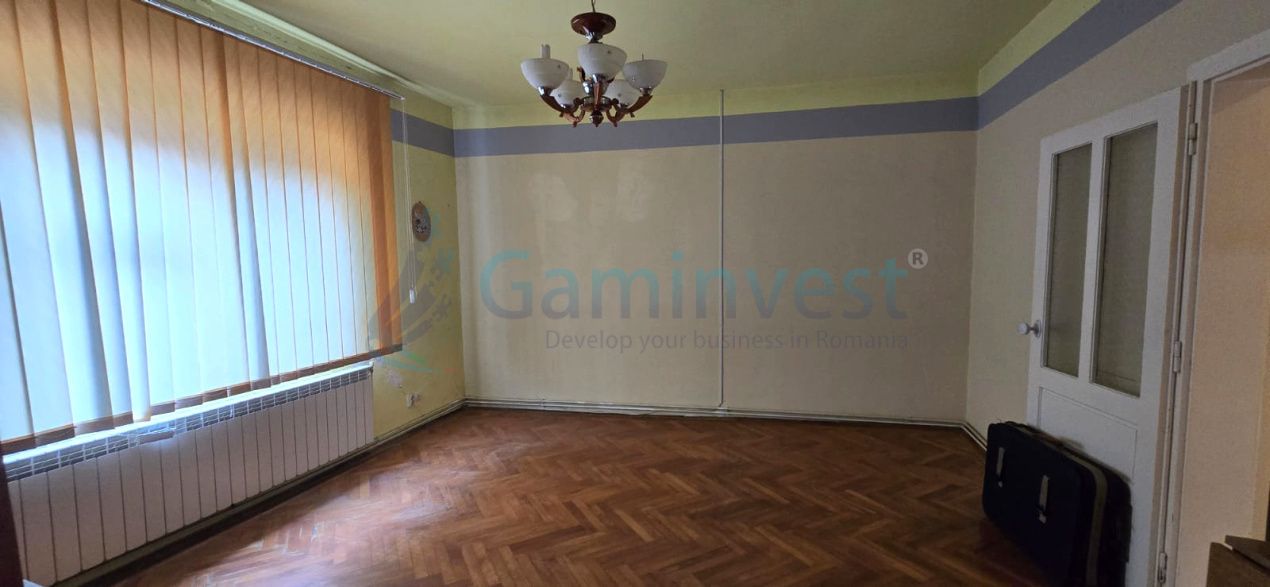 Casa cu dublu front stradal,zona Ecaterina Teodoroiu,Oradea – fotografia 5 din 19