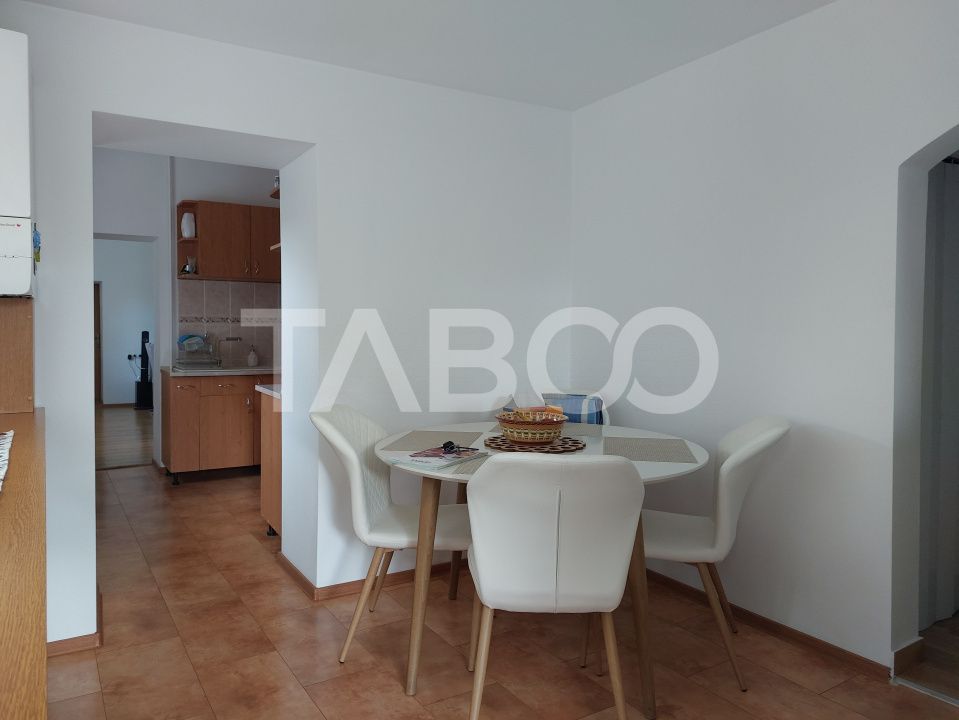 Casa 109 mp 4 camere pivnita terasa loc parcare curte comuna Cisnadie – fotografia 3 din 24
