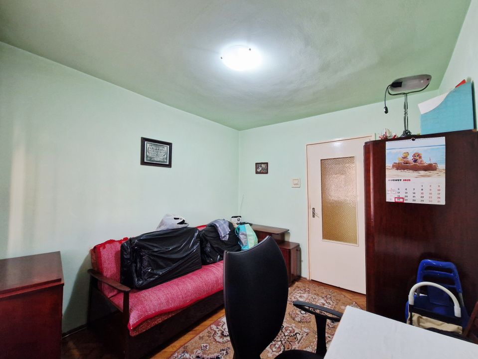 Apartament spatios cu balcon inchis si beci in zona Supeco – fotografia 7 din 17