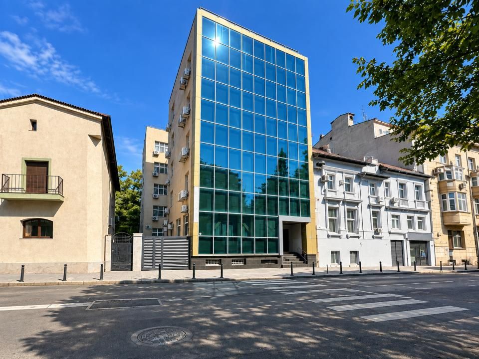 Cladire hoteliera complet echipată | 28 unitati de cazare | 2.186 mp – fotografia 2 din 33