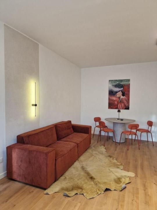 Apartament modern  de inchiriat 2 camere 50mp zona Gruia – fotografia 1 din 8