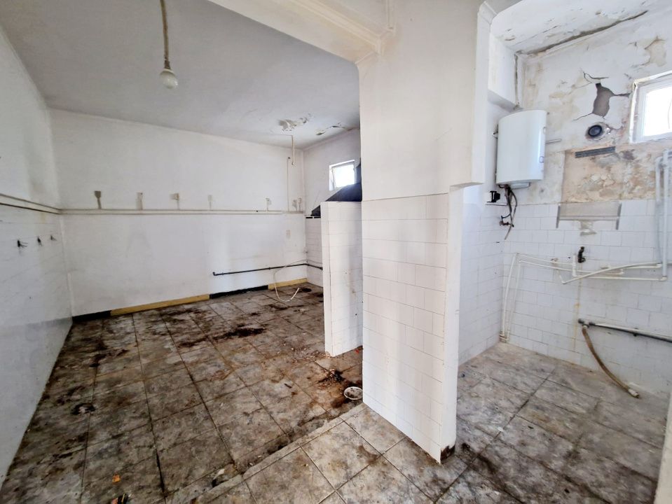 Spatiu alimentatie publica in Gheorgheni – fotografia 8 din 14