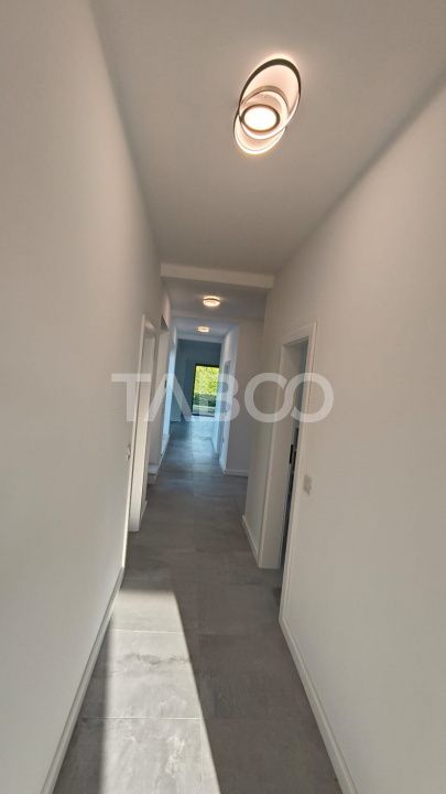 Casa noua de lux model deosebit de vanzare in Sebes – fotografia 12 din 19