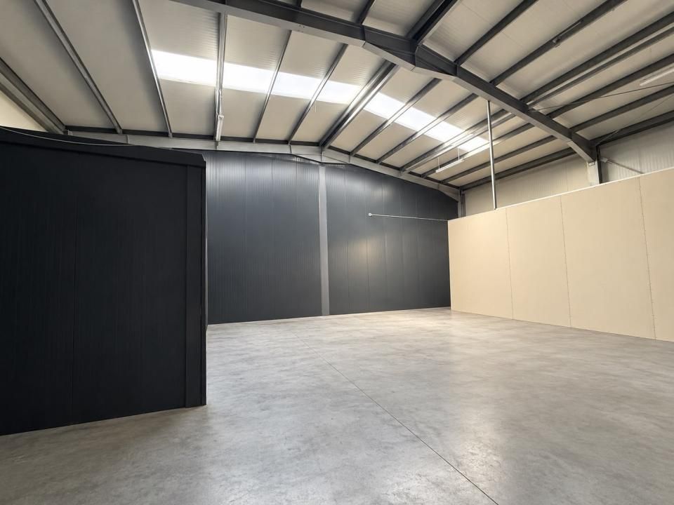 Hala + Birouri, 600 mp, Zona Industriala Aeroport, Zona Metro – fotografia 2 din 4