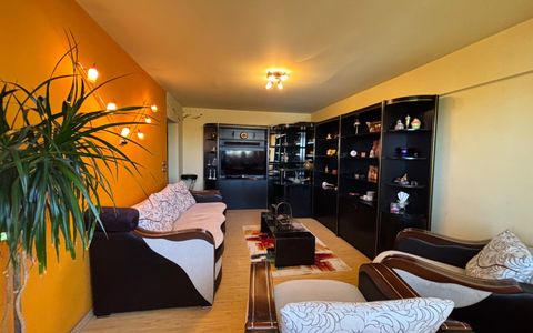 Apartament 2 camere, decomandat, 53 mp, Cartier 1 Mai, Zona Spitalul Nr 1