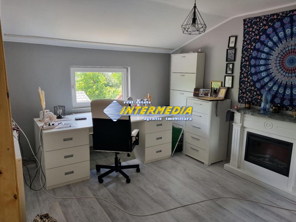 Casa P+E de vanzare recent renovata in Centru cu 680 mp teren – fotografia 28 din 35
