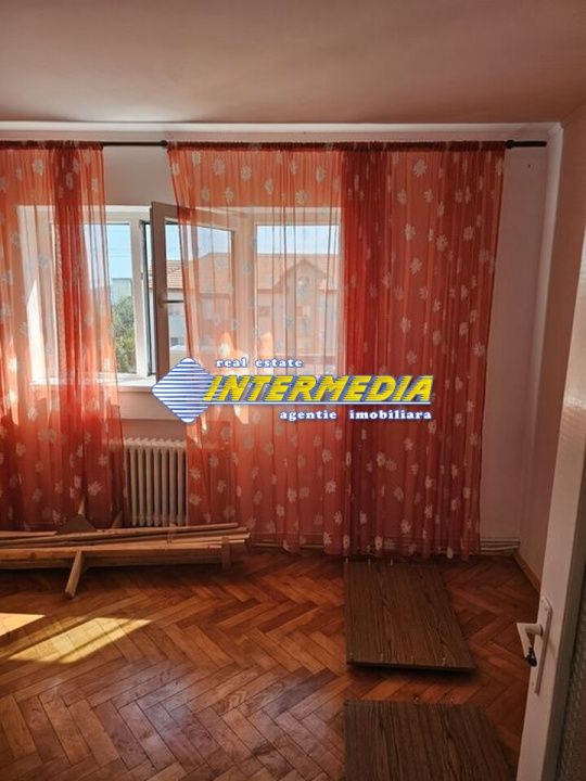 Apartament 3 camere 70 mp cu Balcon de Vanzare in Ampoi 1 Alba Iulia – fotografia 8 din 8