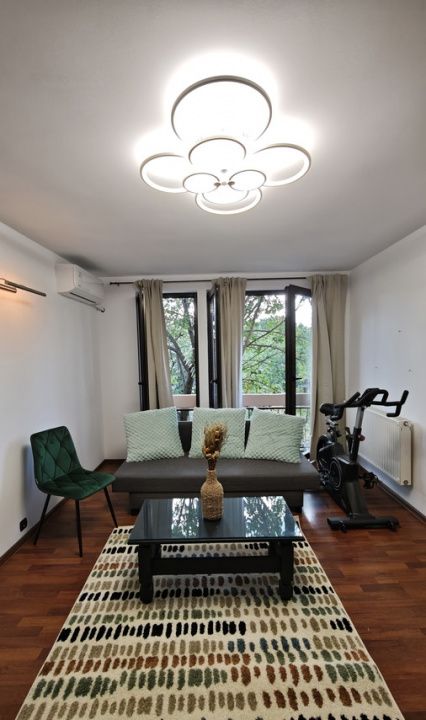 3 camere Titan/ metrou/ renovat/ prima inchiriere – fotografia 2 din 15