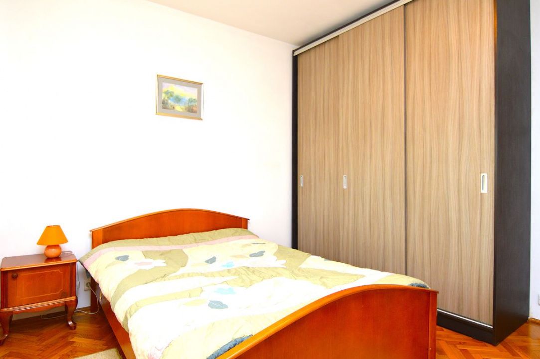 INCHIRIERE APARTAMENT 3 CAMERE UNIRII – TRAIAN – fotografia 9 din 25