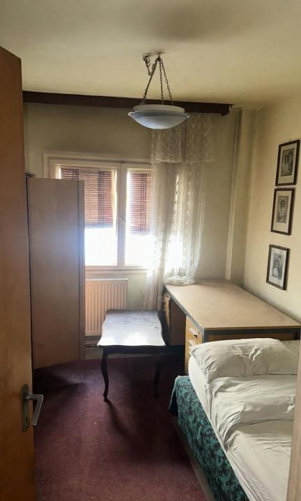 vand apartament cu 3 camere – fotografia 4 din 5