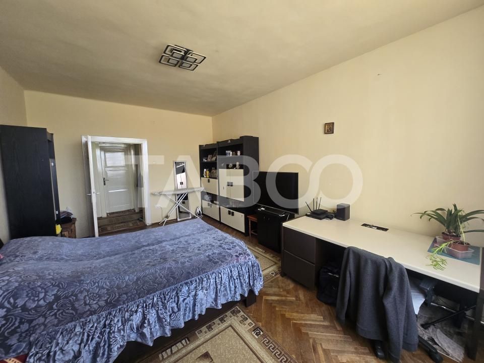 Apartament 5 camere de vanzare 182mp decomandat zona Piata Cluj Sibiu – fotografia 10 din 17