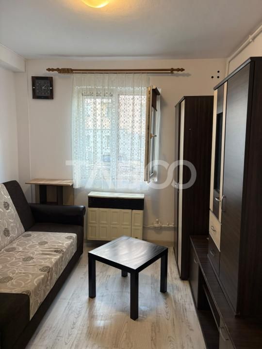 Garsoniera de vanzare 18 mpu in zona Broscarie – fotografia 2 din 9