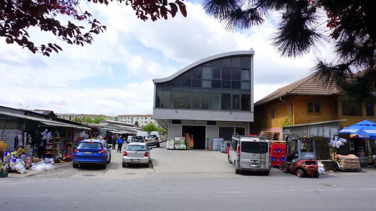 DE INCHIRIAT- SPATIU COMERCIAL 140 MP – fotografia 12 din 14
