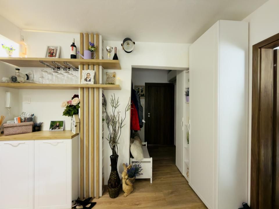 Apartament 3 camere, decomandat, etaj 1, zona Aradului – fotografia 12 din 16