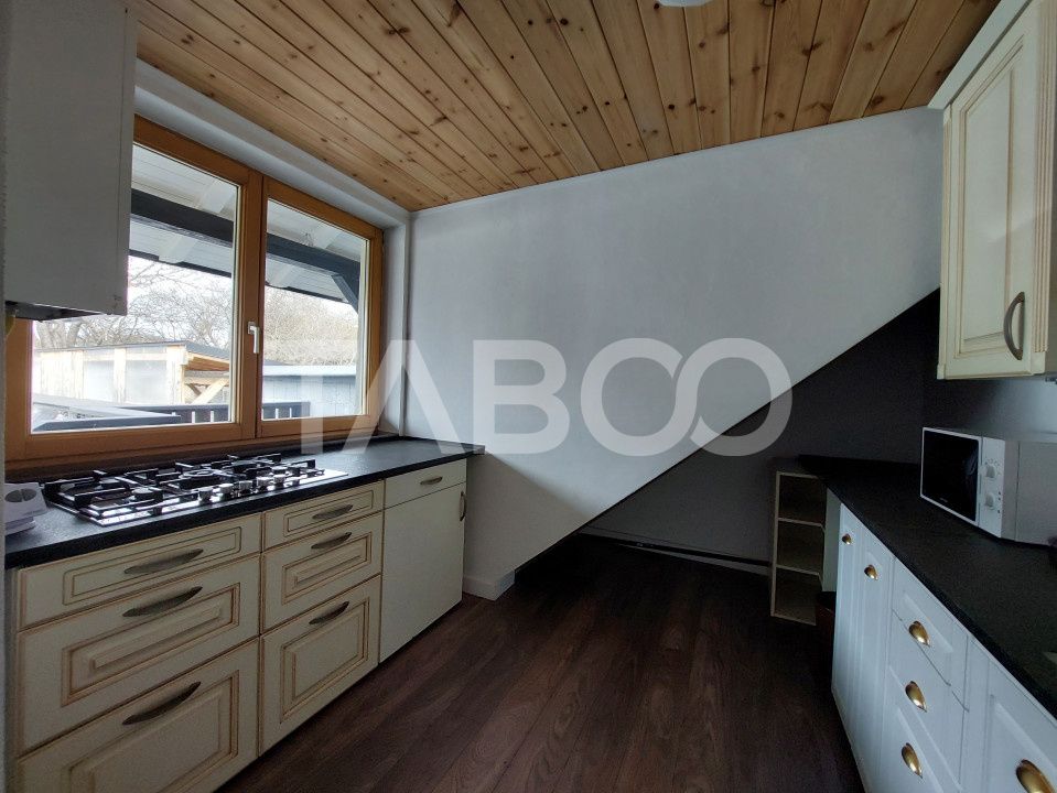 Casa de inchiriat 120 mp 3 camere 2 bucatarii 2 bai zona Gusterita – fotografia 1 din 17